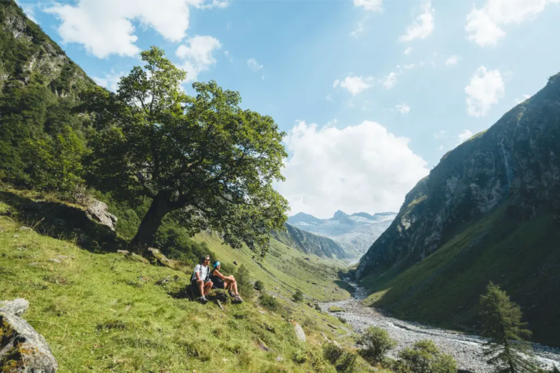 Avontuurlijke glijbaan tijdens het wandelen in de Wildkogel Arena